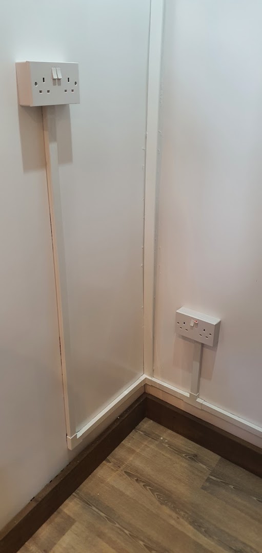 L Sellar Electrics — Photos 11