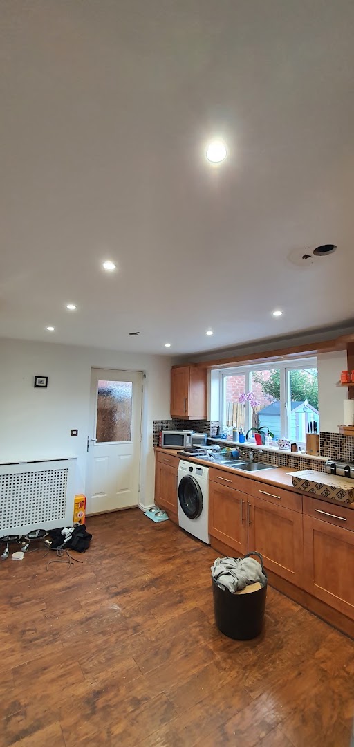 L Sellar Electrics — Photos 9